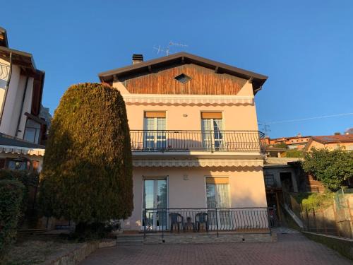 Civate Apartment | Casa Castel