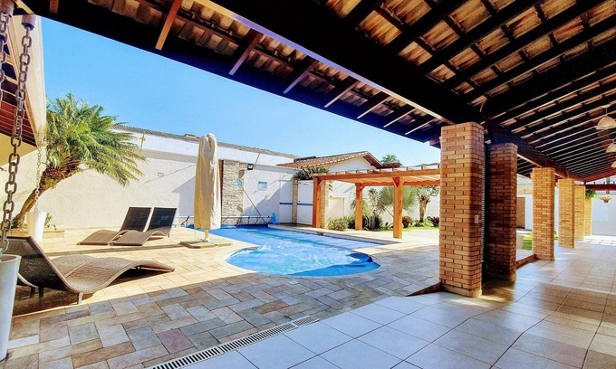 Praia dos Sonhos House | Casa com 6 Suites Praia dos Sonhos