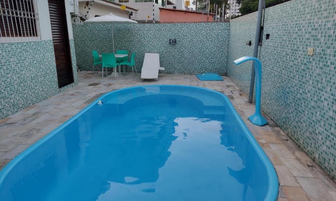 Manaira House | Casa com piscina confortável e perto de tudo