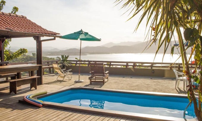 Garopaba House | Casa com piscina e incrível vista para lagoa