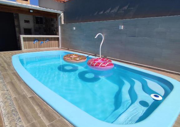 Parque Burle House | Casa com Piscina Orla 500 Unamar Cabo Frio