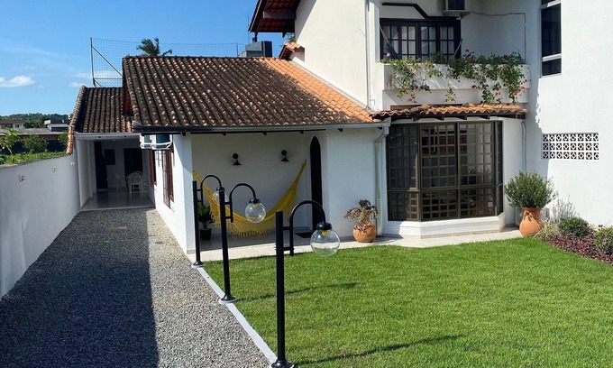 Joinville Villa | Casa Confortável 02