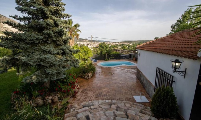 Durcal House | Casa Cuesta del Álamo. Vistas frente Puente Lata