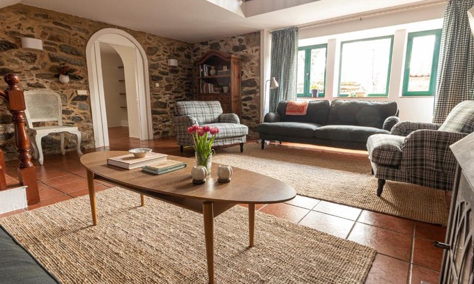 Lavacolla House | Casa das Regueiras