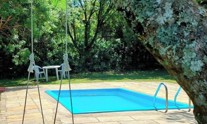 Sarapui Cottage | Casa de Campo. Natureza Exuberante, Wi-fi, Hidromassagem, Piscina. Pet Friendly!