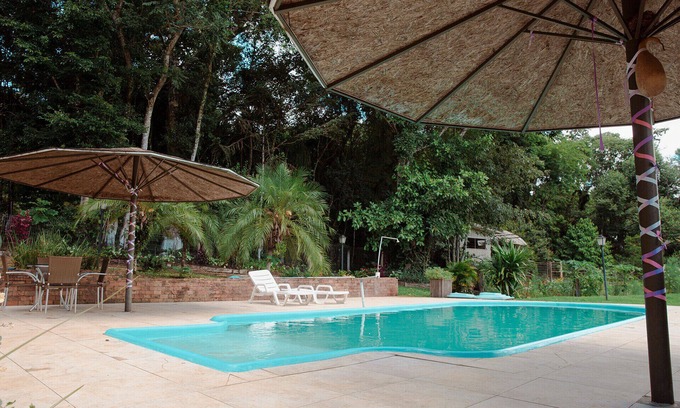 Vila da Trinta House | Casa de Campo com Piscina e lazer em Cascavel/PR