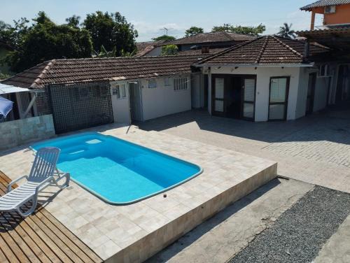 Ubatuba House | Casa de praia com piscina para 10 pessoas