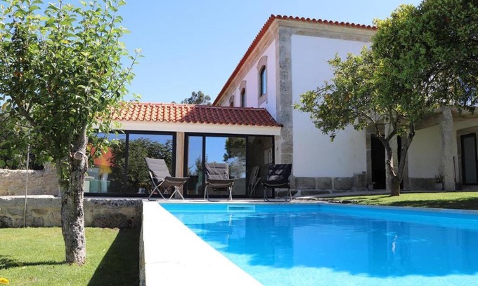 Cardielos House | Casa do Mestre Inteira