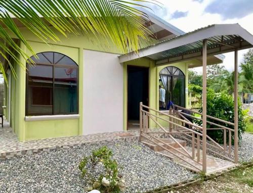 Rio Claro House | Casa El Jardín