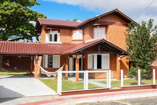 Ingleses do Rio Vermelho Villa | Casa em Cond. Fechado, poucos passos da Praia P539