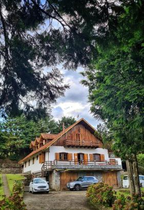 Monte Verde House | CASA EM MONTE VERDE-MG ACOMODA 15 PESSOAS