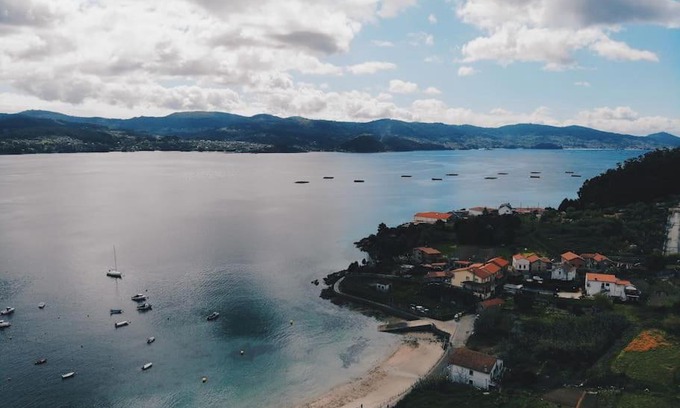 Raxo House | Casa en A Granxa, Sanxenxo, con vistas al mar