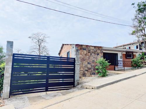 Puerto Triunfo House | CASA EN DORADAL