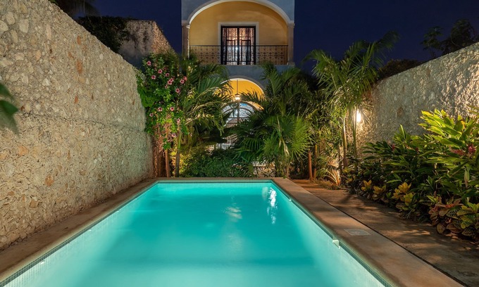 Centro House | Casa Escalera al Cielo is now available for rent in historic downtown Centro