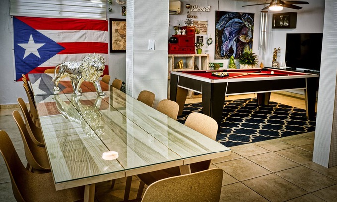 Levittown House | Casa Especial @10 min from Dorado, 20 from San Juan