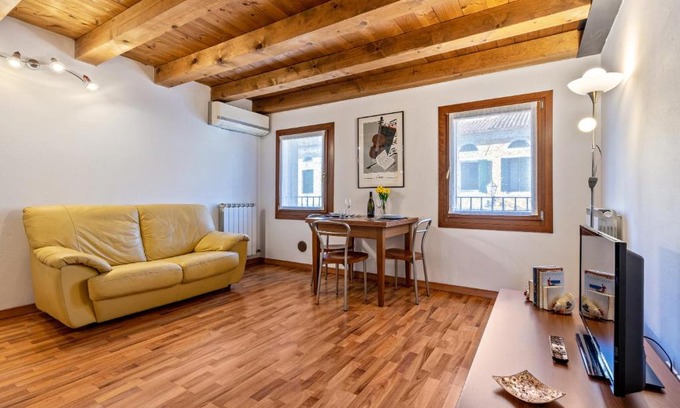 Mirano Apartment | Casa Giuly