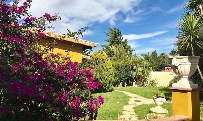 Barbate Cottage | CASA GRANDE, 3 rooms, 150m far from the Beach. Very well maintained.