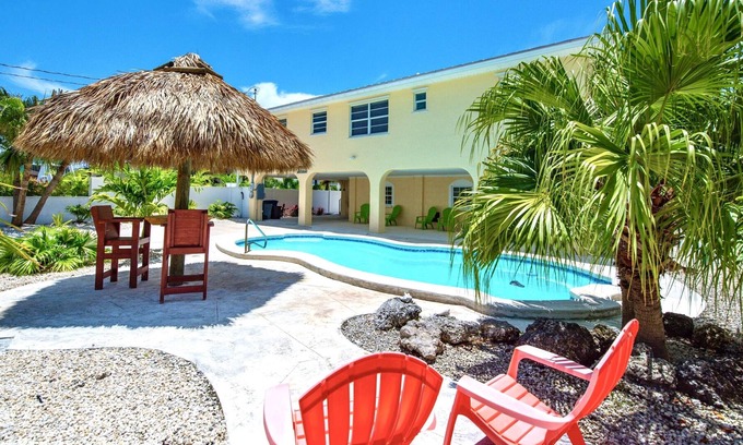 Sugarloaf Shores House | Casa Jamaica 3 bedroom Home close to Key West, with a pool on a boating canal