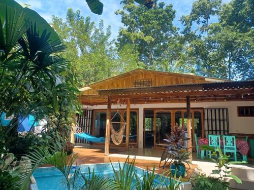 Cahuita Villa | Casa Lucas