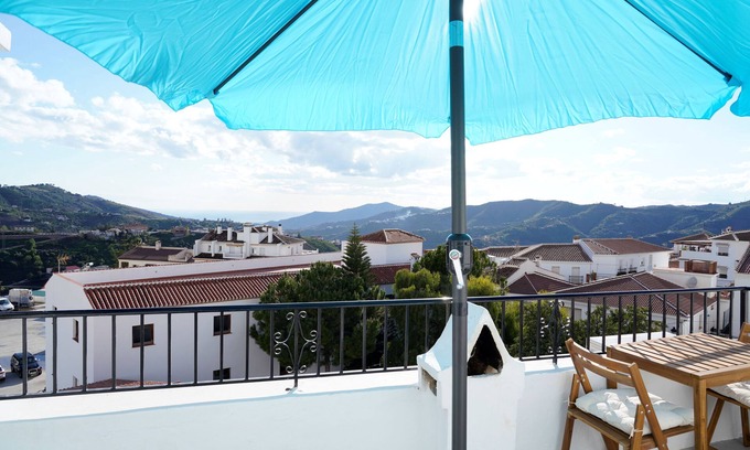 Competa House | Casa Lucero in the heart of Cómpeta