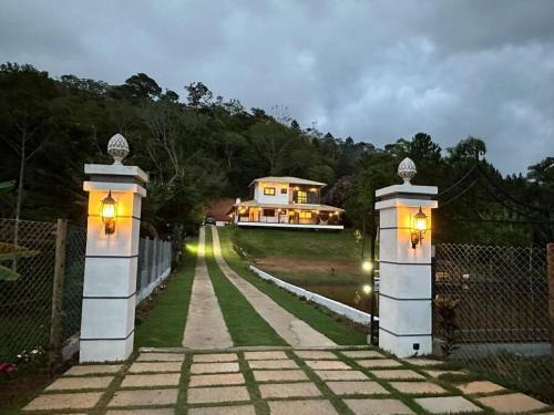 Santa Teresa House | Casa luxuosa nas montanhas