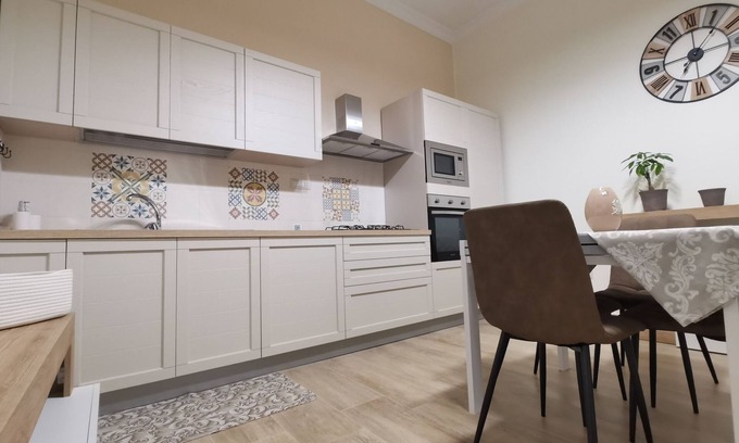 Crotone Apartment | Casa Marinella, a stone's throw from the center of Crotone.