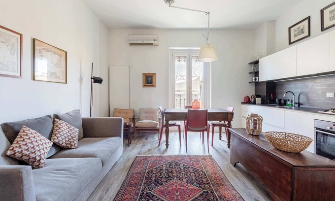 Porta Venezia Apartment | Casa Melzo, centre city garage&panorama terrace