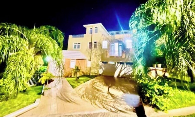 Fajardo House | "Casa Miah" - a stunning home in Fajardo Puerto Rico! Families & friends welcome