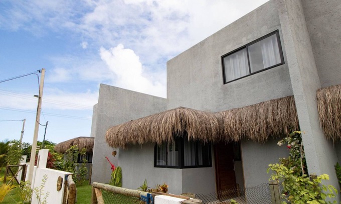 Tatuamunha Ski Chalet | Casa Milagres 03 suites - 300m from the beach