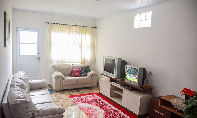 Vargem House | Casa Nova Confortável em Lugar Tranquilo