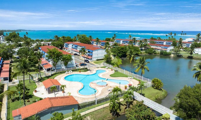 Dorado del Mar Villa | Casa Oasis - Walk to Beach, 30 Mins to Bad Bunny Live!, Villa by the Beach – 3 Bedroom, 2.5 bath