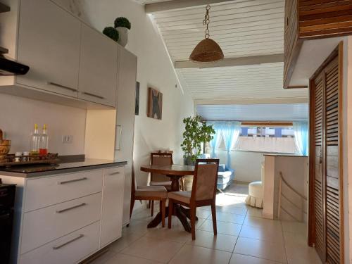 Parque Enseada House | Casa Oceano Azul