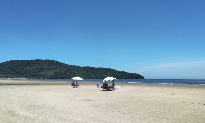 Jardim Neptunia House | Casa Pé na Areia .