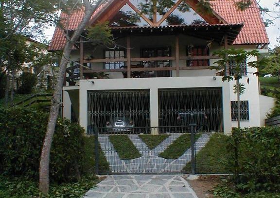 Penedo House | Casa Penedo Martinelli - Tranquilidade e muito verde