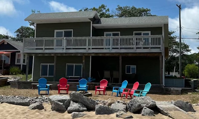 Oscoda House | Casa Playa - Lakefront Escape with Private Sugar Sand Beach, Game Room, Sleep 8
