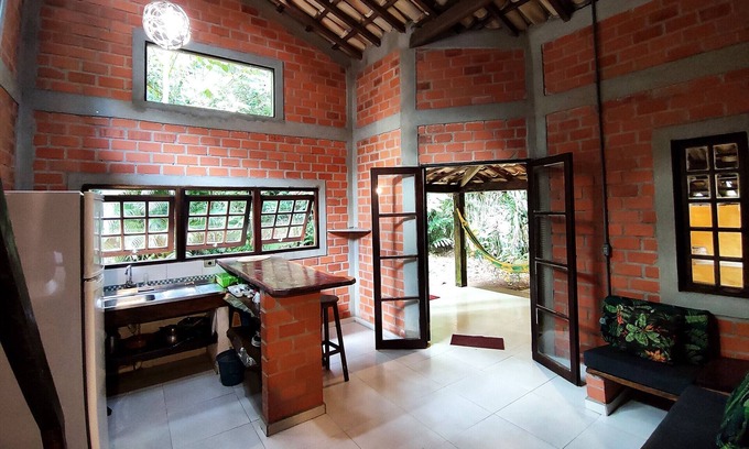 Praia do Pauba Ski Chalet | Casa Rústica com WiFi e churrasq em São Sebastião