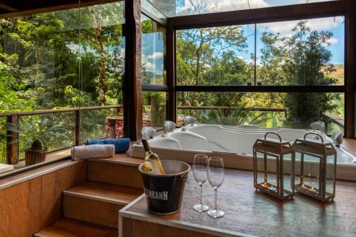 Sao Sebastiao das Aguas Claras Villa | Casa Raul Macacos