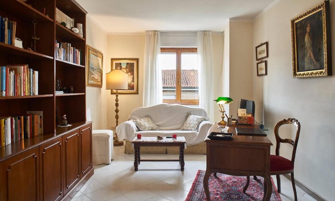 Sant'Andrea Apartment | Casa Renata free covered private parking