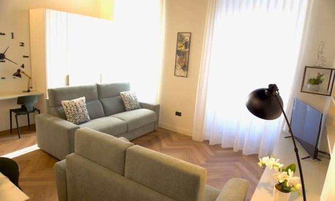 Trieste Old Town Apartment | Casa Romano Suites eco apartment GIADA