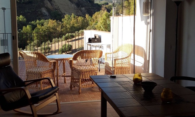 Villanueva de San Juan Cottage | Casa Rural con Terraza y Vistas al Campo