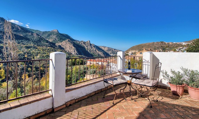 Guejar Sierra House | Casa Rural Arroyo de la Greda