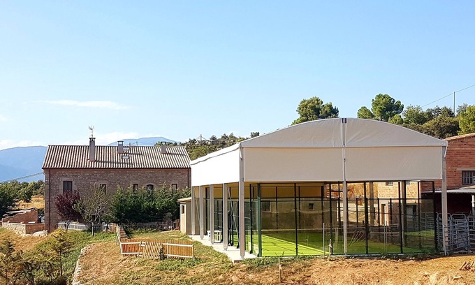 Puigreig Cottage | Casa Rural El Puig de Fonollet with Paddle Court and Private Pool