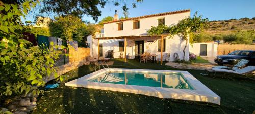 Yeste House | Casa Rural Puente de la Vicaria by Jaxun