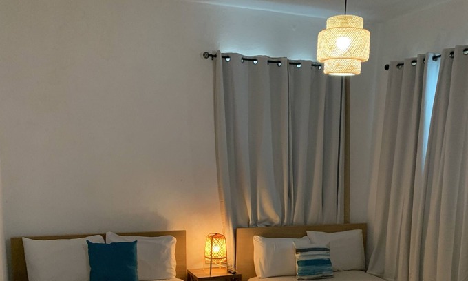 Isabel II Cabin | Casa San Juan Guesthouse Room A