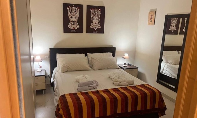 Sferracavallo Apartment | Casa Sciàlari, comfortable retreat just a few meters from the sea!