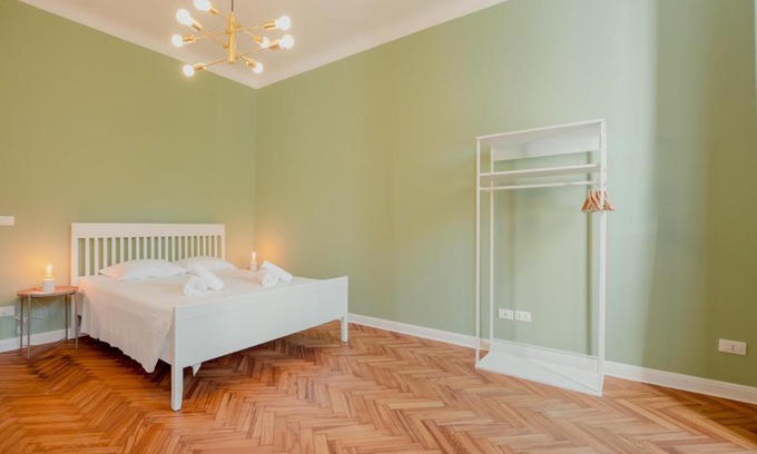 Barriera Vecchia-San Giacomo Apartment | Casa Settefontane