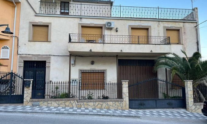 Belmez de la Moraleda House | Casa Sofía