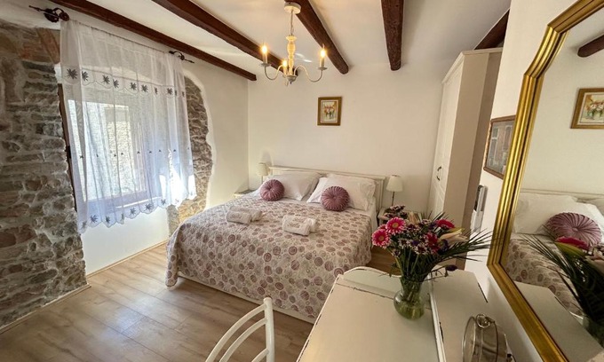 Draguc House | Casa Stella