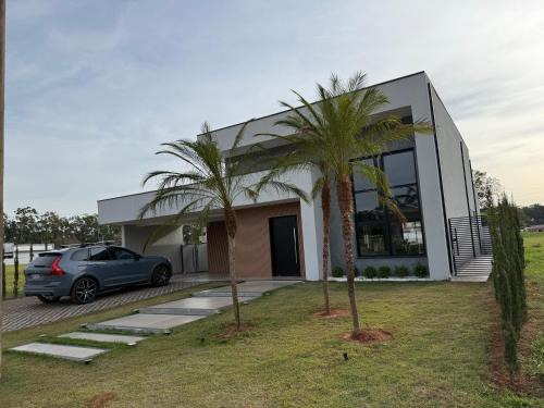 Aguas de Santa Barbara Resort | Casa Térrea com Piscina em um Resort Completo