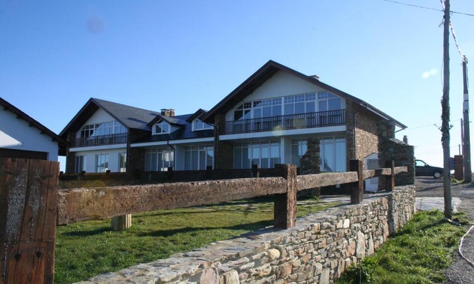 Campos y Salave Hotel | Casa Tésera